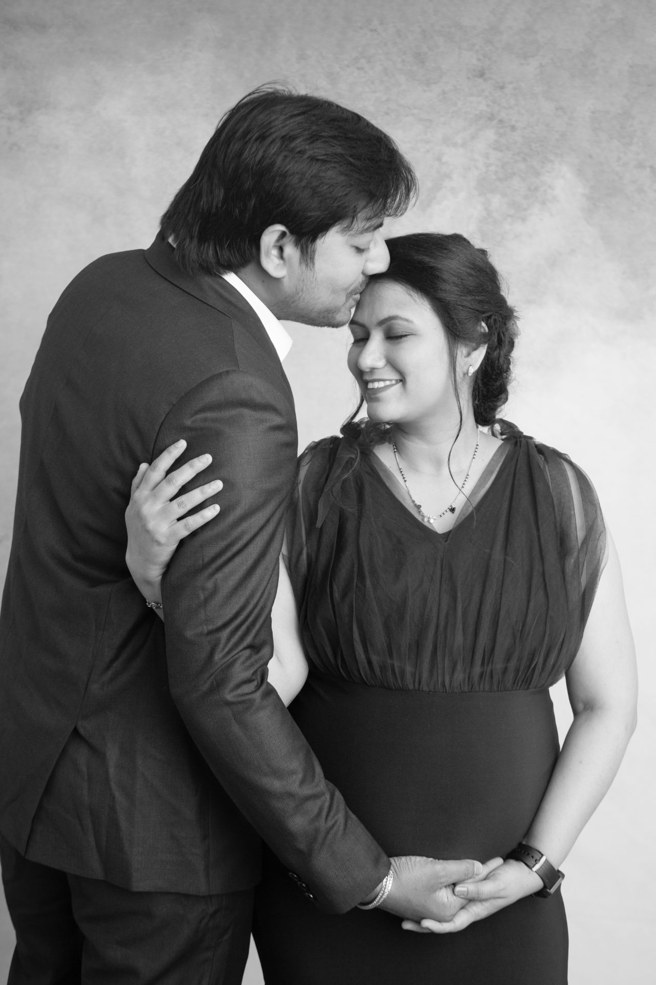 Maternity fine art photograph by Indira Thakur